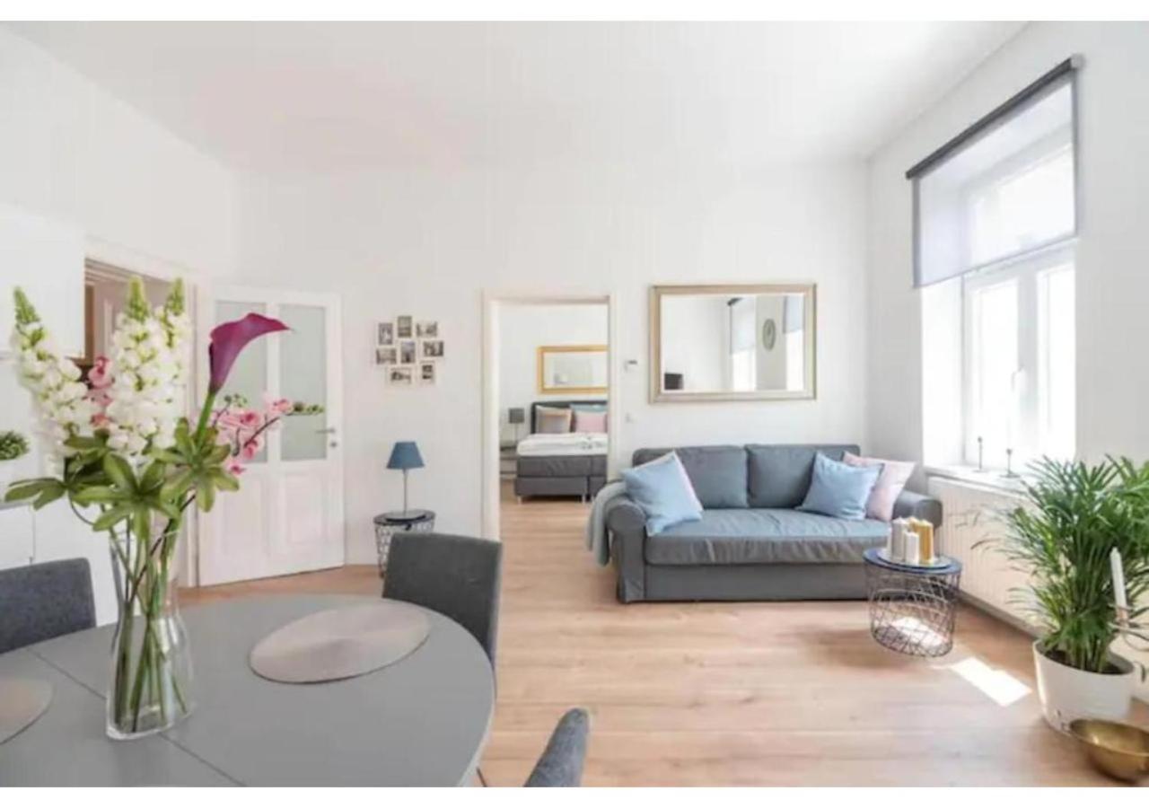 Luxurious And Bright, 5 Min To City Center Apartment Vienna Exterior photo