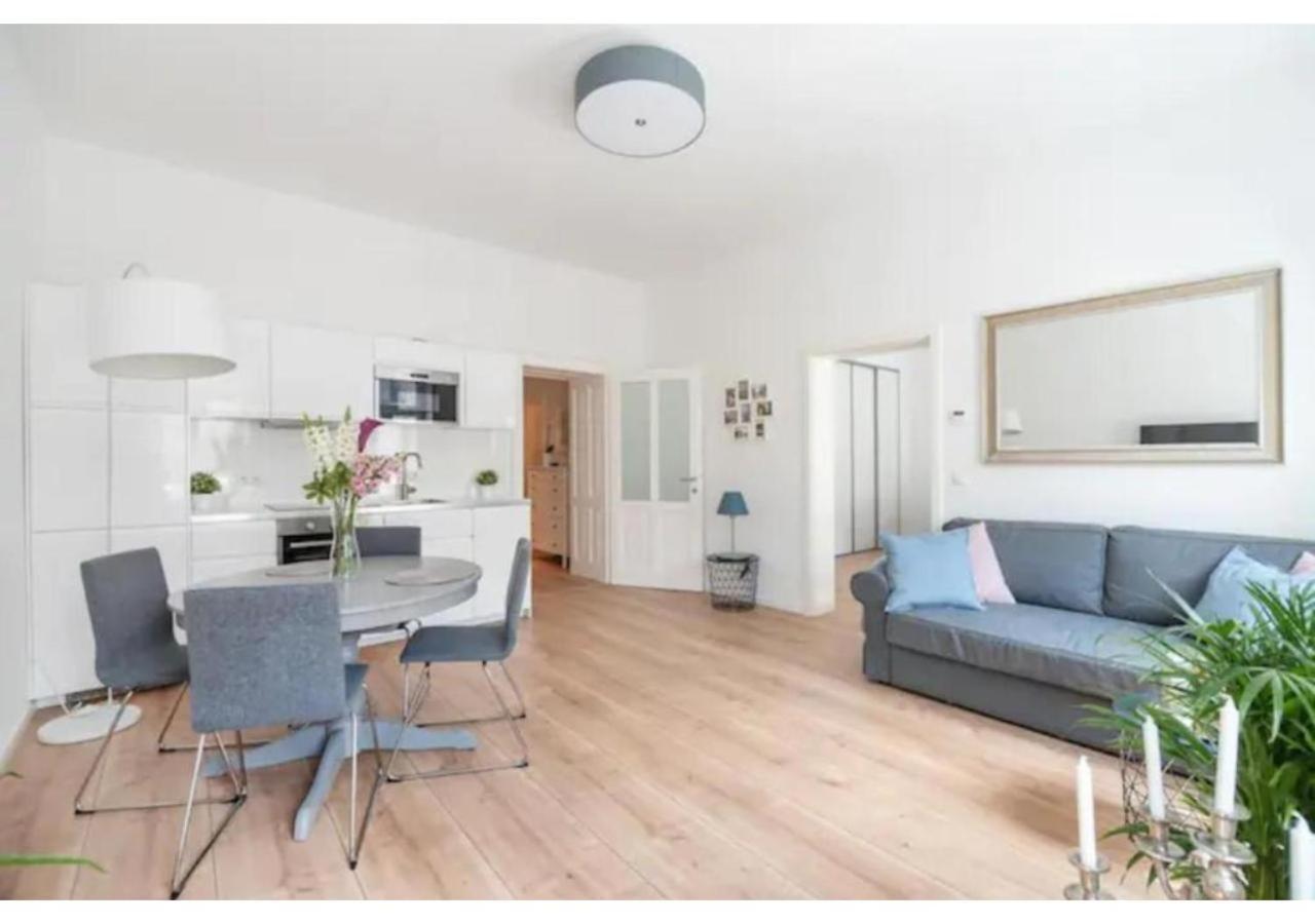 Luxurious And Bright, 5 Min To City Center Apartment Vienna Exterior photo