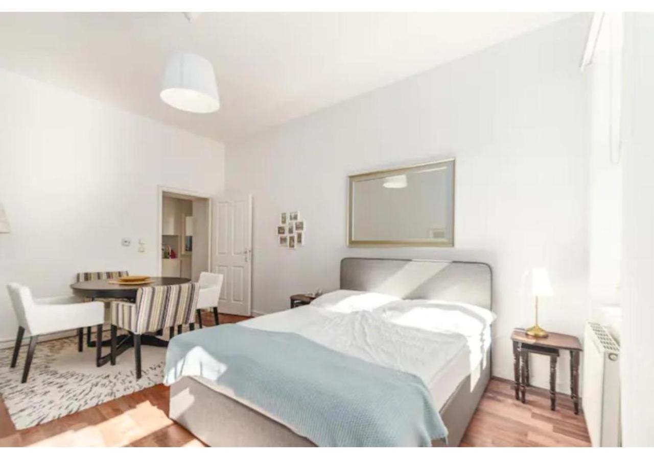 Luxurious And Bright, 5 Min To City Center Apartment Vienna Exterior photo