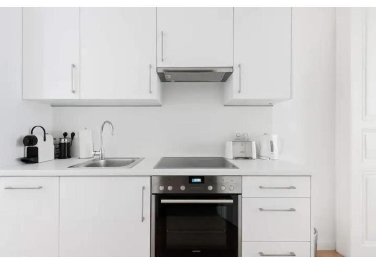 Luxurious And Bright, 5 Min To City Center Apartment Vienna Exterior photo