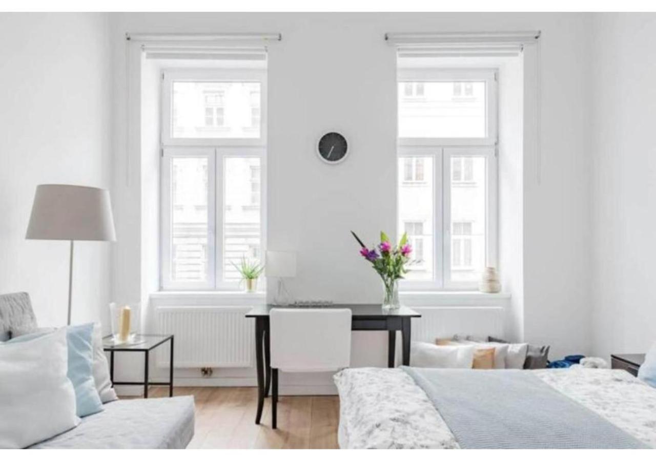 Luxurious And Bright, 5 Min To City Center Apartment Vienna Exterior photo